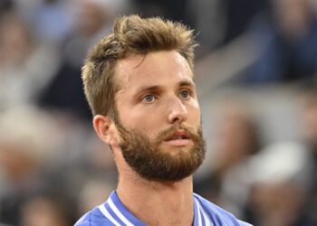 Jeux Olympiques > Corentin Moutet (dernier espoir français en simple) : "L'ambiance ? On ne savait pas trop à quoi s'attendre"