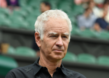 ATP, Insolite > McEnroe avait déjà clôt le débat : "L'arbitrage au tennis est bien pire que dans d'autres sports, c'est ridicule"