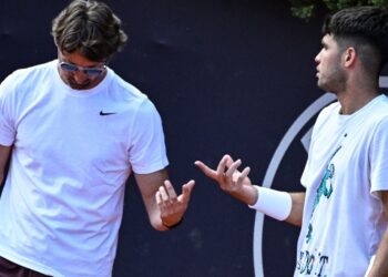 US Open > Ferrero, coach d'Alcaraz : "Quand Carlos a revu les finales de Roland-Garros et Wimbledon contre Sinner, il a compris qu'il avait beaucoup de choses à améliorer"