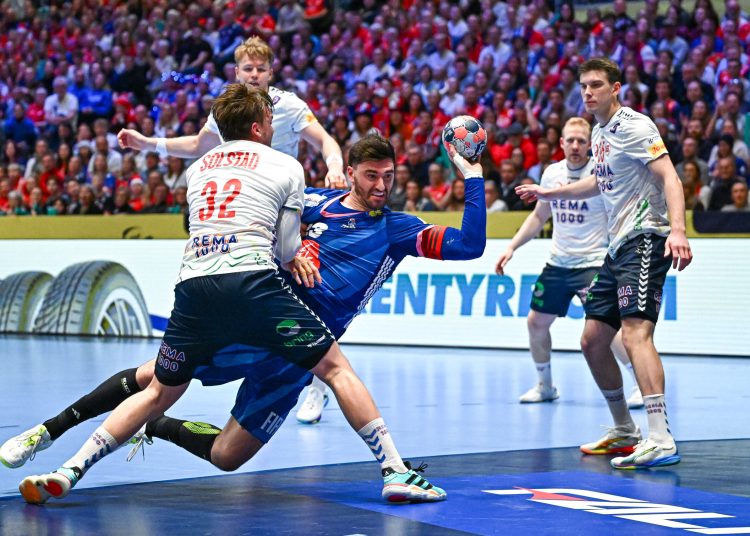 EDF (M) | Le Danemark fait plier les Bleus dans une ambiance irrespirable