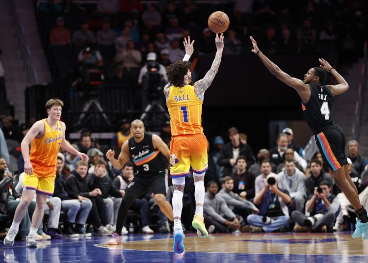 Inarrêtables, les Hornets s’offrent les Spurs !
