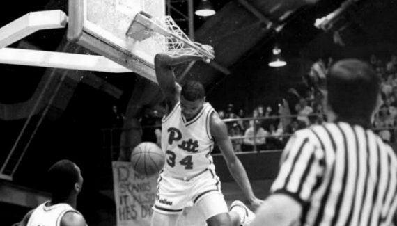 Le 25 janvier 1988, Jerome Lane secoue la NCAA avec « The Dunk »