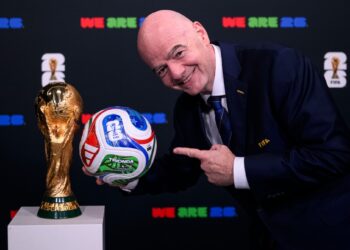 Le salaire indécent de Gianni Infantino