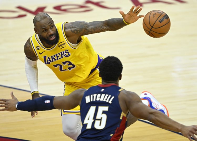 Les Cavaliers s’amusent avec des Lakers trop faibles en défense