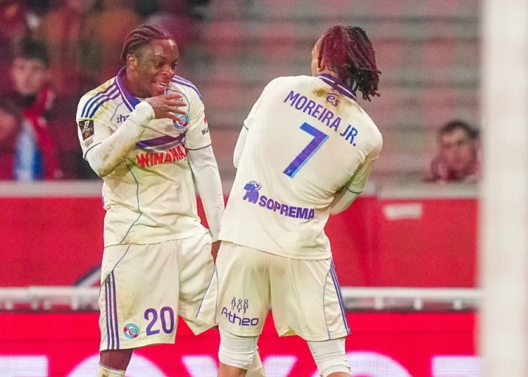 Lille coule, Strasbourg régale