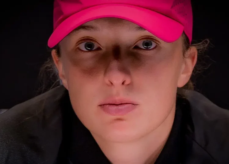 Open d'Australie > L'énorme coup de gueule de Swiatek après son élimination : "Sommes-nous des animaux dans un zoo que l'on observe même quand ils font caca ?"