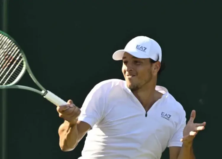 Open d'Australie > Luciano Darderi, tombeur de Khachanov mais à bout de force : "Comment vais-je passer les prochaines heures ? Baignoire de glace, riz et poulet, et ensuite au lit !"