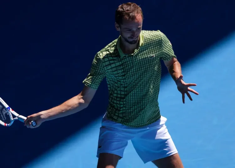 Open d'Australie > Medvedev, avant de retrouver sa "bête noire" en huitièmes de finale : "Je n'ai pas apprécié nos matchs l'année dernière. Mais maintenant, je sais qui il est. Je sais comment il joue"