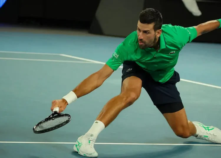 Open d'Australie > Medvedev sur Djokovic, qualifié en quarts de finale sans jouer : "Cela pourrait le déstabiliser un peu, car maintenant, il a trois jours de repos avant d'affronter un adversaire probablement fort"