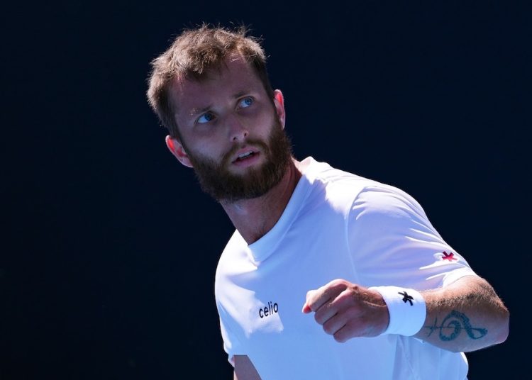 Open d'Australie > Moutet met la pression sur Alcaraz avant leur duel au 3e tour : "Je sais que dans sa tête il n'a pas le droit de perdre, et ce n'est pas facile à gérer. J'ai très envie de voir ce que ça va donner"