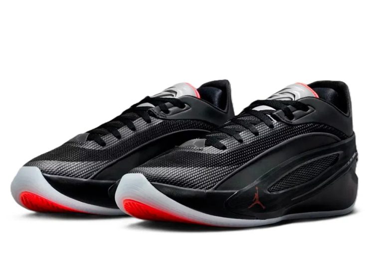 Une touche « Black Metallic » sur la Jordan Luka 5