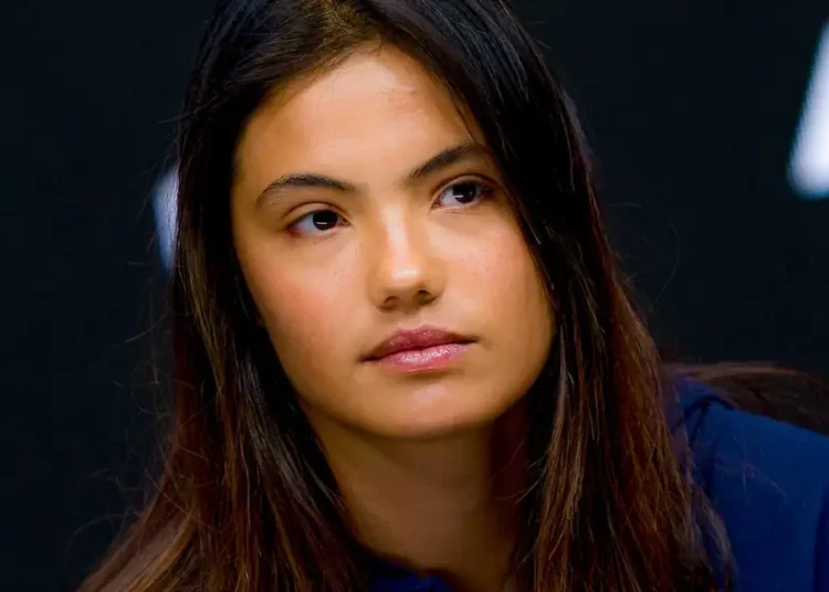 WTA, Open d'Australie > Emma Raducanu vire encore un coach, l'ancien de Rafael Nadal, ça commence à faire beaucoup !