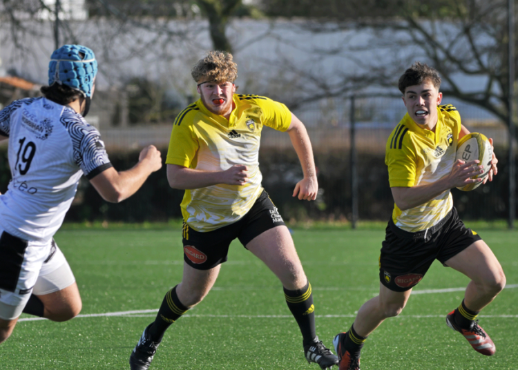 16 jeunes au stage Générations Bleues à Fréjus !