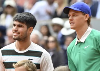ATP > "A la question de savoir si Alcaraz et Sinner sont meilleurs que Federer, Nadal et Djokovic, comme l'affirme Mouratoglou, une chose est sûre : il est impossible de se prononcer pour l'instant", estime José Moron