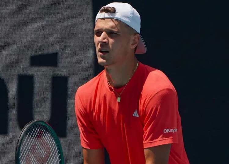 ATP - Doha > Jakub Mensik, vainqueur de Sinner : "Il a commis une erreur qui lui a coûté cher"