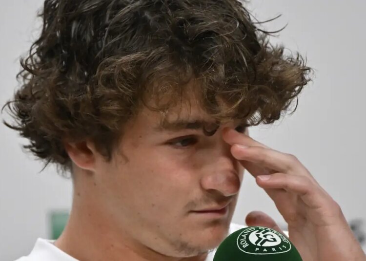ATP > "Joao Fonseca n'est vraiment pas dans une situation facile en ce moment. Il a une pancarte dans le dos", estime Frédéric Verdier