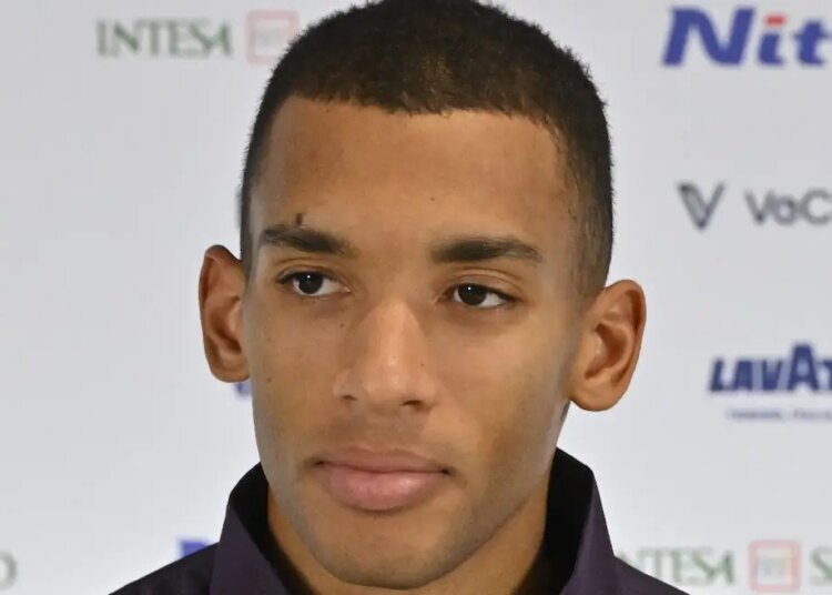 ATP - Montpellier > La classe et l'humilité de Félix Auger-Aliassime après sa victoire contre Arthur Fils : "Je sais que mon style de jeu n'est pas le plus spectaculaire, mais il est efficace en compétition"