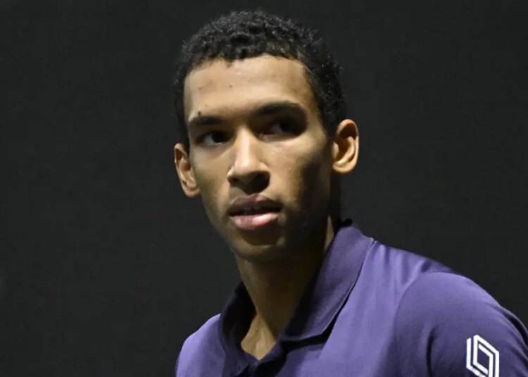 ATP - Rotterdam > Auger-Aliassime à De Minaur, qui l'a battu en finale : "Tu as juste été un peu trop fort"