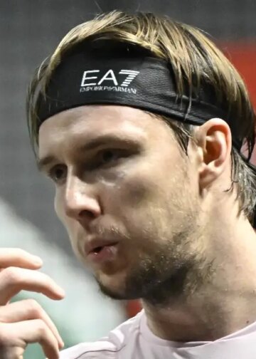 ATP - Rotterdam > Bublik a trouvé la solution à la créativité : "Je joue avec une telle liberté grâce à cette fatigue"