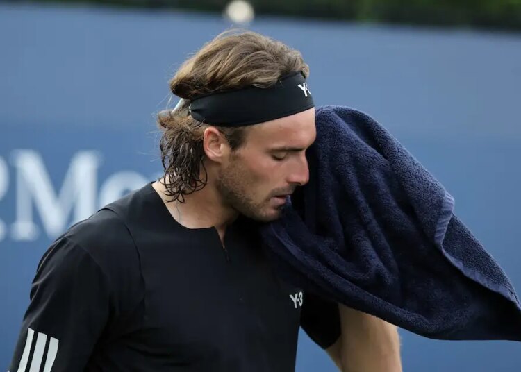 ATP - Rotterdam > La grosse confession de Tsitsipas après sa nouvelle défaite : "J'ai récemment traversé des moments si difficiles dans ma vie que je préfèrerais ne jamais en parler"
