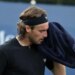 ATP - Rotterdam > La grosse confession de Tsitsipas après sa nouvelle défaite : "J'ai récemment traversé des moments si difficiles dans ma vie que je préfèrerais ne jamais en parler"