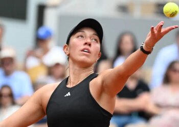Insolite, WTA > Qinwen Zheng à Jessica Pegula, fille de milliardaire : "En Chine, beaucoup se demandent pourquoi une fille aussi riche s'est lancée dans un sport comme le tennis"