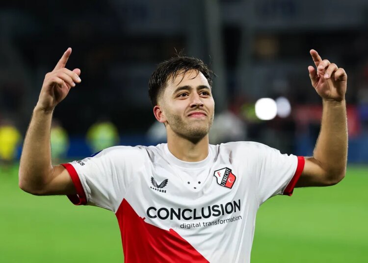 "J'ai de très bonnes options en Europe", Souffian El Karouani dément sa signature en Arabie Saoudite