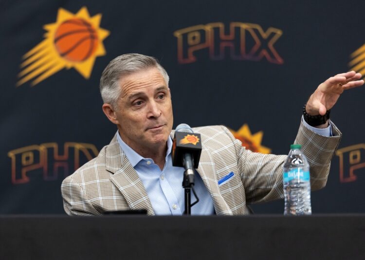 Le GM des Suns veut garder la tête froide face à la bonne saison de Phoenix