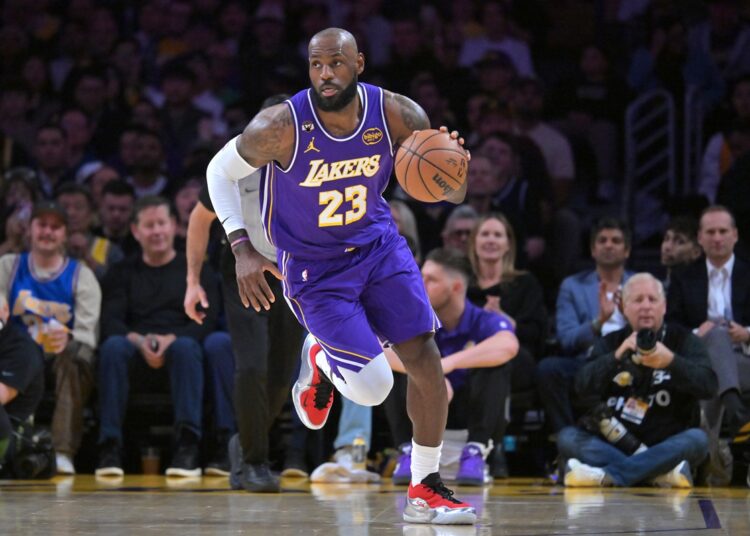 LeBron James efface Karl Malone dans l’histoire du triple-double
