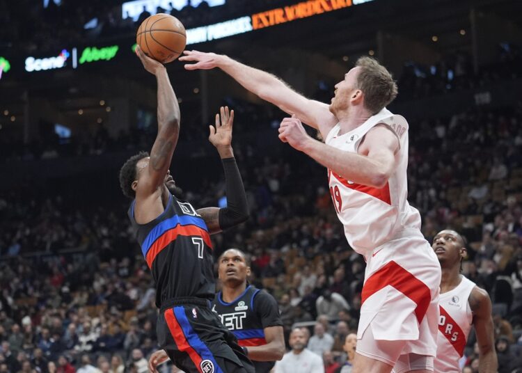 Les Raptors retrouvent enfin Jakob Poeltl