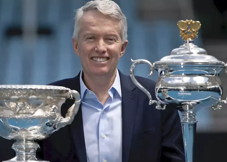 Open d'Australie > Craig Tiley (directeur du tournoi) : "Il devrait y avoir des matchs en cinq sets pour les femmes. Nous le mettrons certainement en place en 2027, si pensons que c'est la bonne chose à faire"