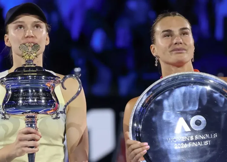 Open d'Australie > L'aveu de Rybakina après sa victoire contre Sabalenka : "Je me suis parfois dit que je ne jouerais plus jamais une finale de Grand Chelem"