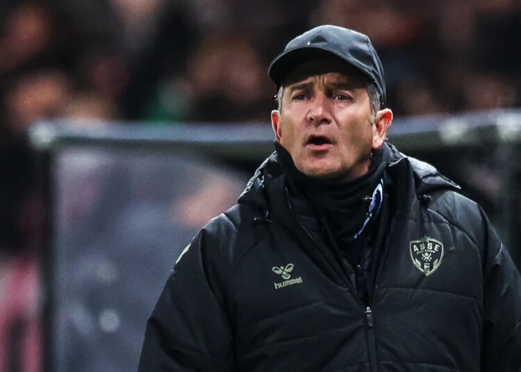 Sans jouer, Saint-Etienne fait une belle opération