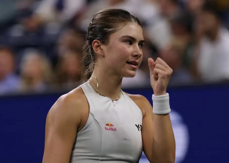WTA > Iva Jovic (20e mondiale à 18 ans) : "On m'a dit récemment que mon jeu ressemblait à celui de Martina Hingis et Monica Seles, mais j'en suis arrivée à la conclusion que je ressemblais davantage à Hingis"