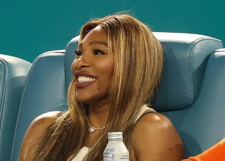 WTA > "Serena Williams est là parce que c'est une drama queen, elle en a fait des tonnes tout au long de sa carrière. Elle adore ça. Elle adore ça que les caméras soient branchées sur elle", estime Benoît Maylin