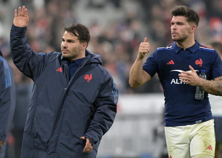 XV de France. La composition des Bleus contre l’Irlande confirmée avec Dupont, Jalibert et Attissogbe titulaires