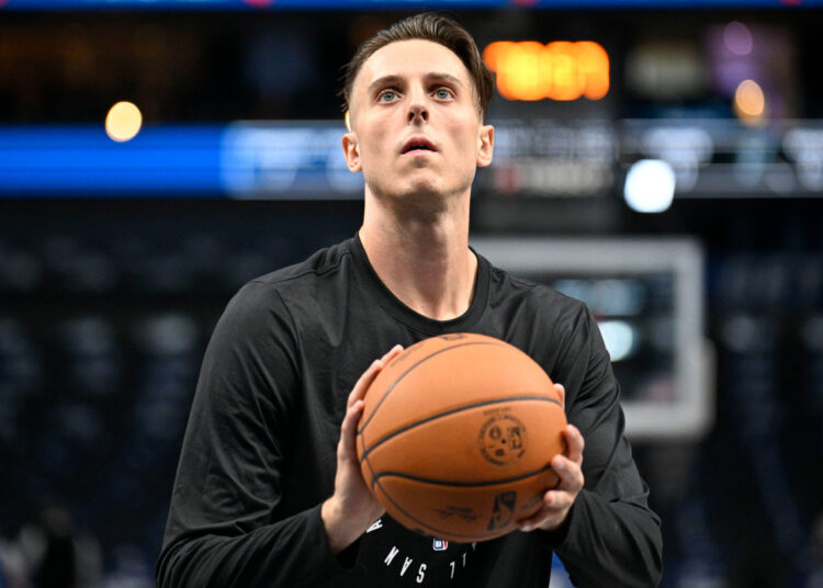 Zach Collins