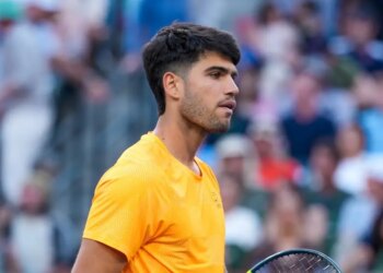 ATP - Indian Wells > Alcaraz, blasé et dégoûté : "Je ne leur en ai pas parlé. Je ne veux pas perdre mon temps avec ça"