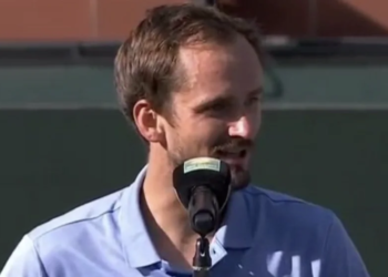 ATP - Indian Wells > La grande classe de Medvedev envers Sinner après sa défaite en finale : "Chaque fois que tu joues contre Alcaraz, j'adore ça. Cette fois, j'étais content de ne pas laisser Carlos t'affronter à nouveau mais j'adore vous regarder jouer"
