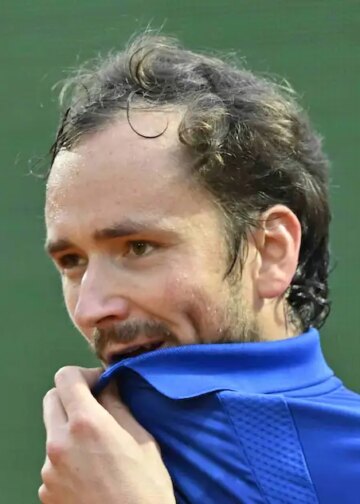ATP, Insolite > Daniil Medvedev en pleine galère : "Aucun de mes bagages n'est arrivé. J'en aurais bien besoin pour jouer au Miami Open. Pouvez-vous m'aider ?"