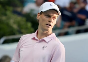 ATP - Miami > L'adversaire de Sinner en finale fait peur : "Quand il est en forme, c'est un joueur que je considère comme extraordinaire. Peut-il poser des problèmes à Sinner en finale ? Je suis curieux, mais il en a le potentiel"