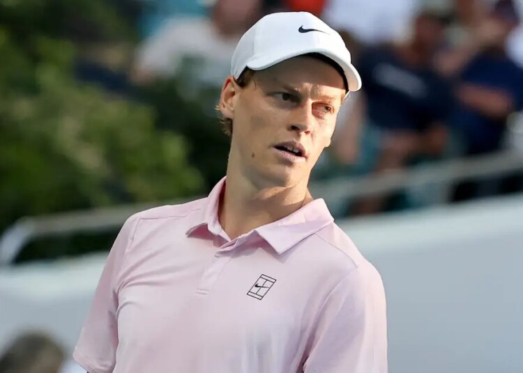 ATP - Miami > L'adversaire de Sinner en finale fait peur : "Quand il est en forme, c'est un joueur que je considère comme extraordinaire. Peut-il poser des problèmes à Sinner en finale ? Je suis curieux, mais il en a le potentiel"