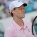 ATP - Miami > "Les gens disent que Jannik Sinner est ennuyeux, qu'il est robotique. Mais quand je le regarde, je ne vois pas cela. Je l'appelle Djokovic 2.0. Il fait tout ce que fait Novak, mais en mieux", affirme Greg Rusedski