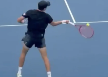 ATP - Miami, Vidéos > La puissance inouïe de Joao Fonseca à l'entraînement