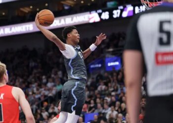 Ace Bailey s’affirme… y compris auprès des arbitres