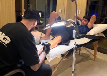 Alcaraz perpétue sa tradition avec un nouveau tatouage pour célébrer Melbourne