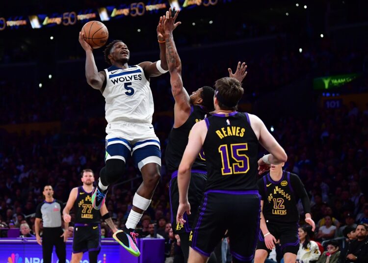 Anthony Edwards et les Wolves en panne offensivement