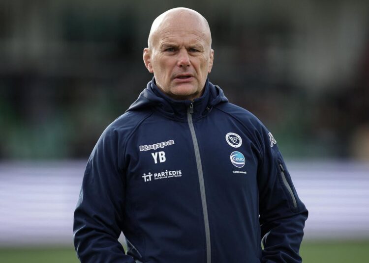 Après Pau - UBB : « On va devoir passer par une case d’autocritique », estime Yannick Bru