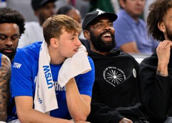 Au moins, Cooper Flagg peut compter sur Kyrie Irving