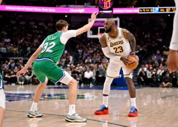 cooper flagg - lebron james